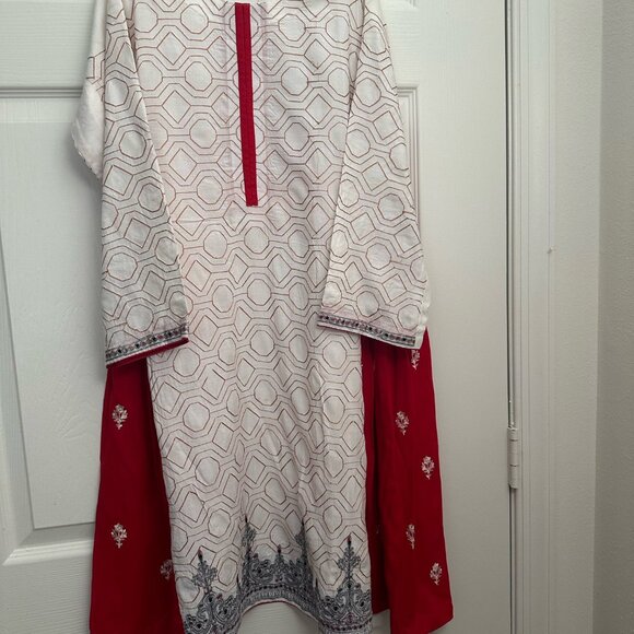 Indian Pakistani Top/ Kameez for 9-11 yr Girl(NEW) - Picture 1 of 8